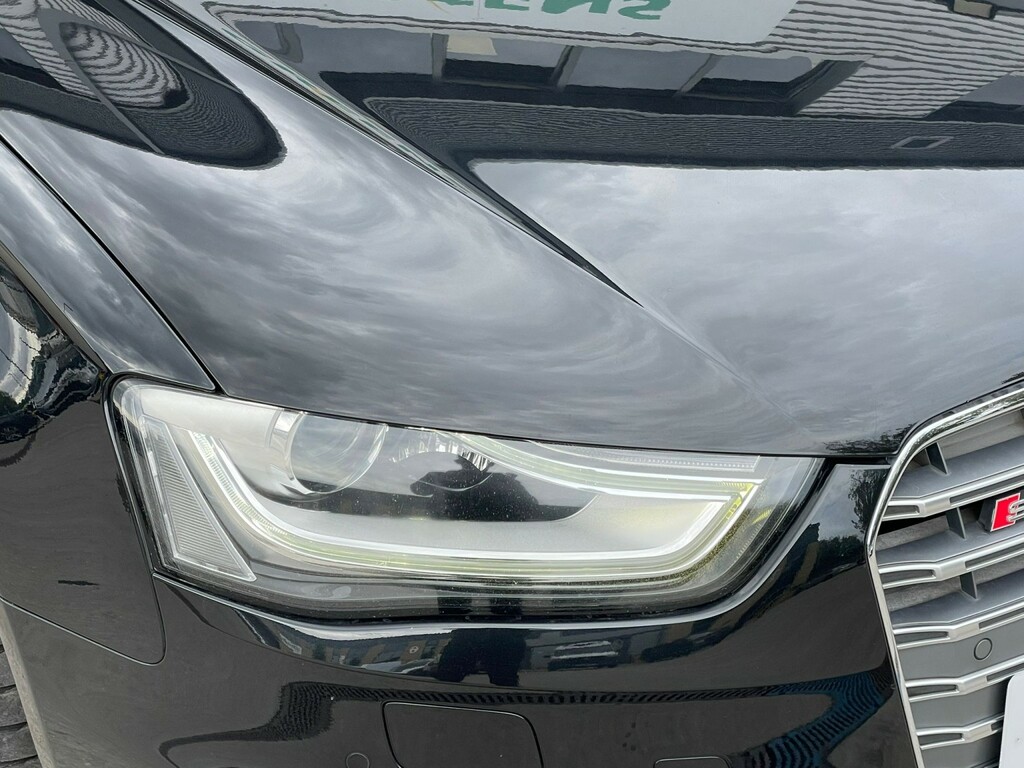 Audi S4 S4 Avant Quattro Black Edition 5-Door White #31