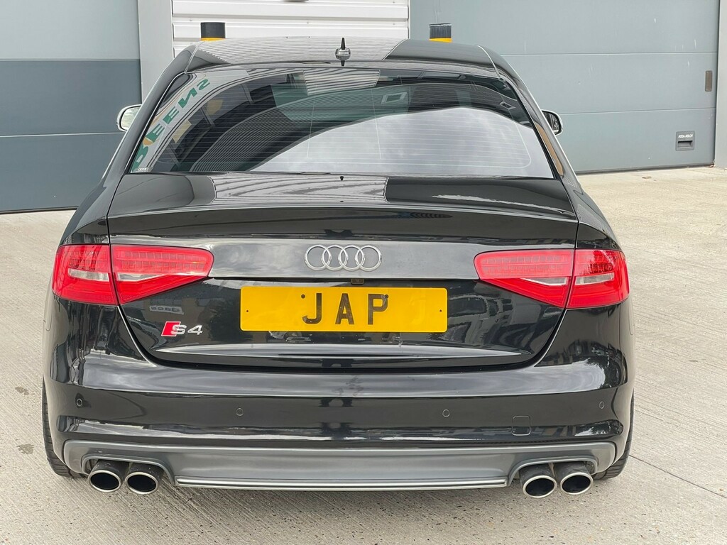 Audi S4 S4 Avant Quattro Black Edition 5-Door White #15