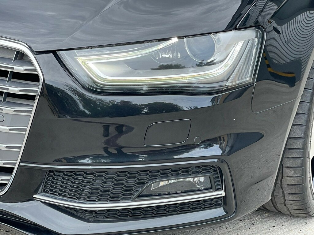 Audi S4 S4 Avant Quattro Black Edition 5-Door White #35