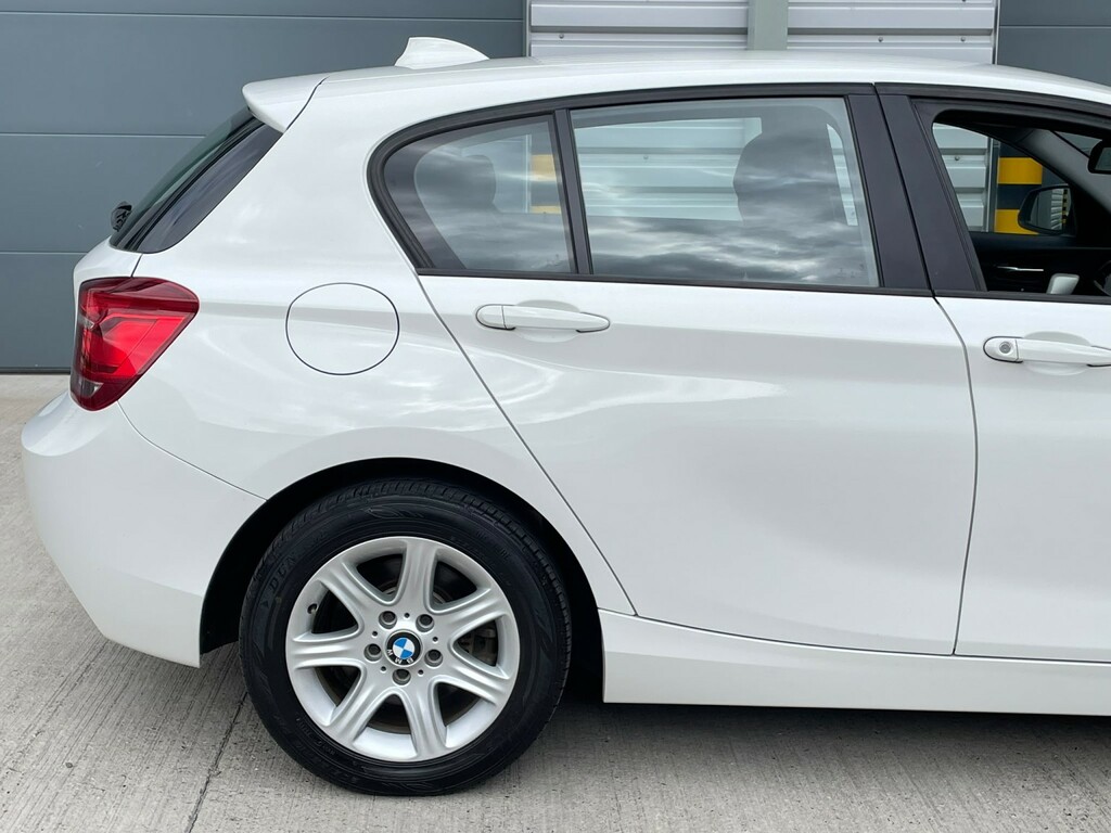 BMW 1 Series 116D Sport White #16