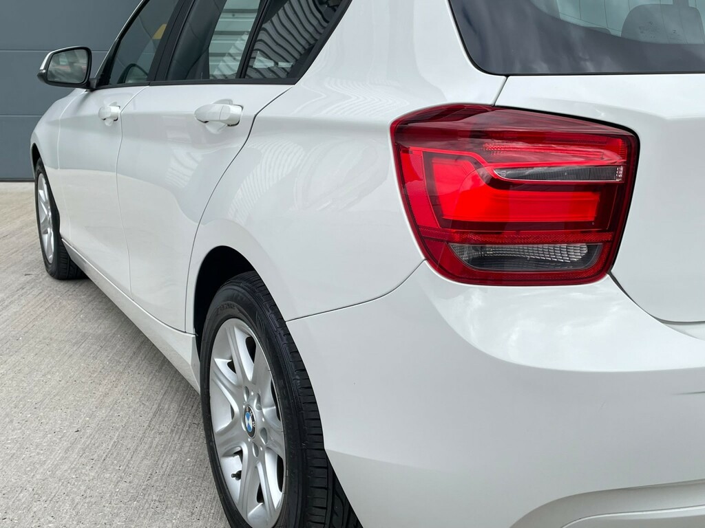 BMW 1 Series 116D Sport White #24
