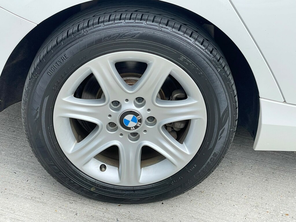BMW 1 Series 116D Sport White #12