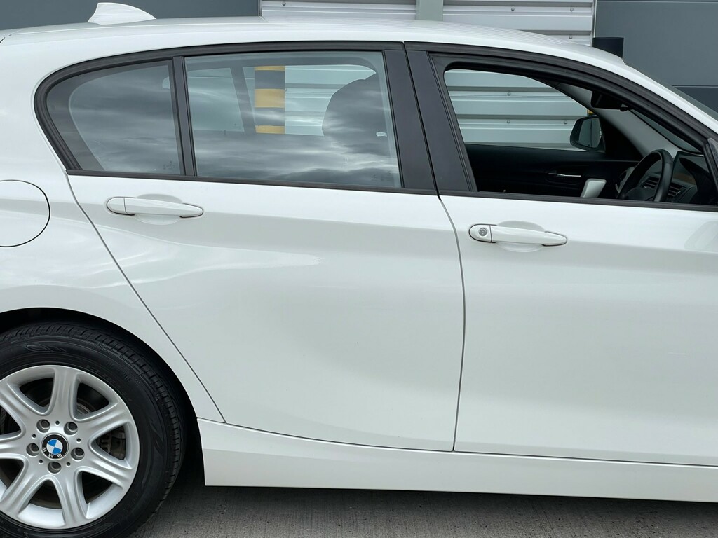 BMW 1 Series 116D Sport White #15
