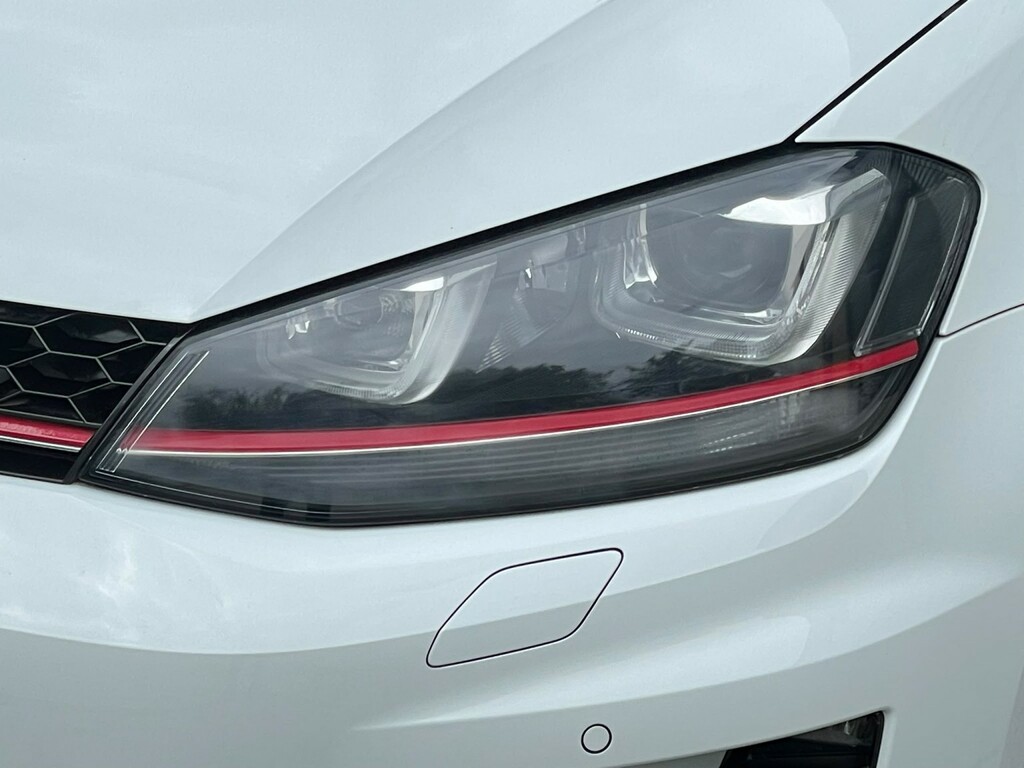 Volkswagen Golf Gti Performance Dsg White #4