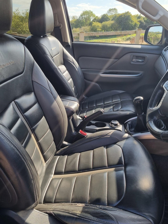 Mitsubishi L200 2.4L Dc Warrior Red #13
