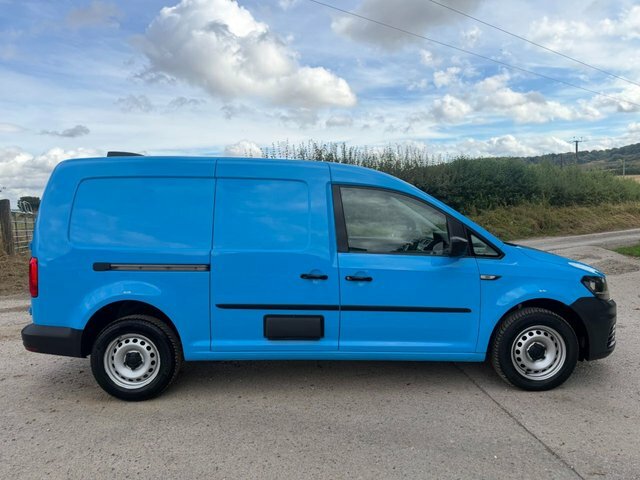 Volkswagen Caddy Maxi 2016 2.0 Tdi C20 Bluemotion Tech Startline Panel V Blue #4