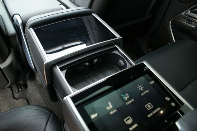 Land Rover Range Rover Sv Black #31