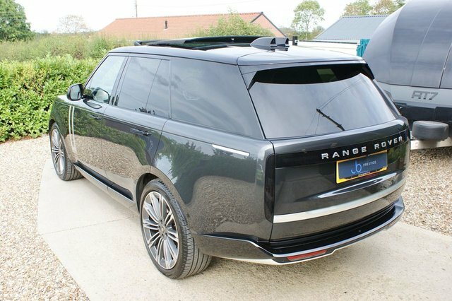 Land Rover Range Rover Sv Black #12
