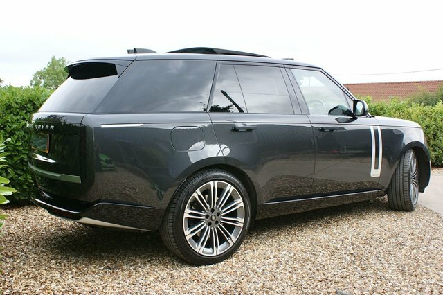 Land Rover Range Rover 4.4 P530 V8 Suv 4Wd Grey #3