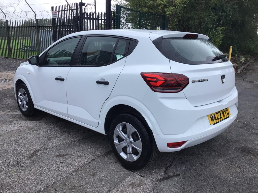 Dacia Sandero 1.0 Sce Essential Euro 6 Ss White #4