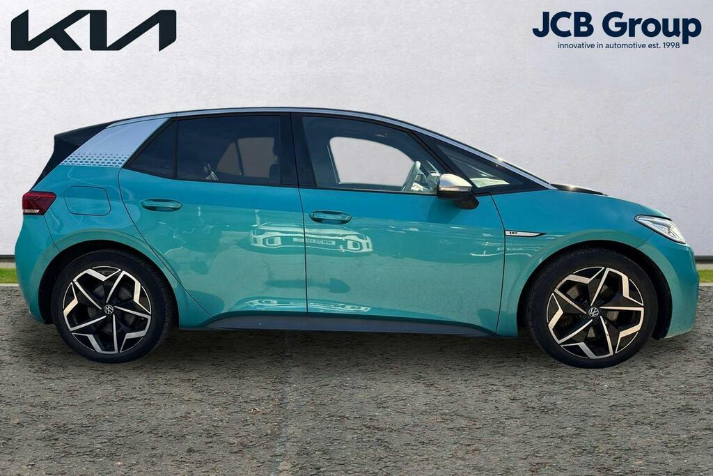 Volkswagen ID.3 Pro Performance 58Kwh 1St Edition Hatchback El CY70DNN Blue #4