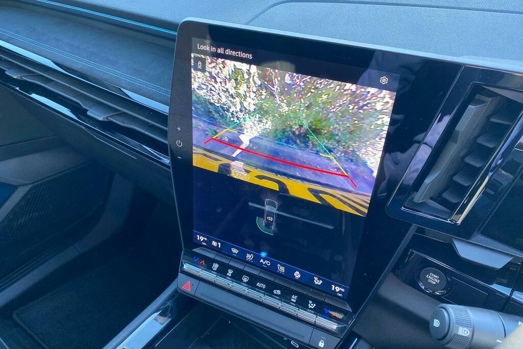 Renault Rafale E-tech Fhev Techno Esprit Alpine 4C 2025 Black #22