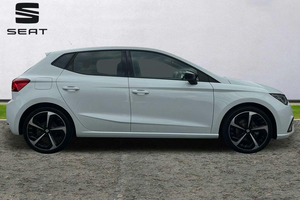 Seat Ibiza 1.0 Tsi Fr Sport Hatchback White #4