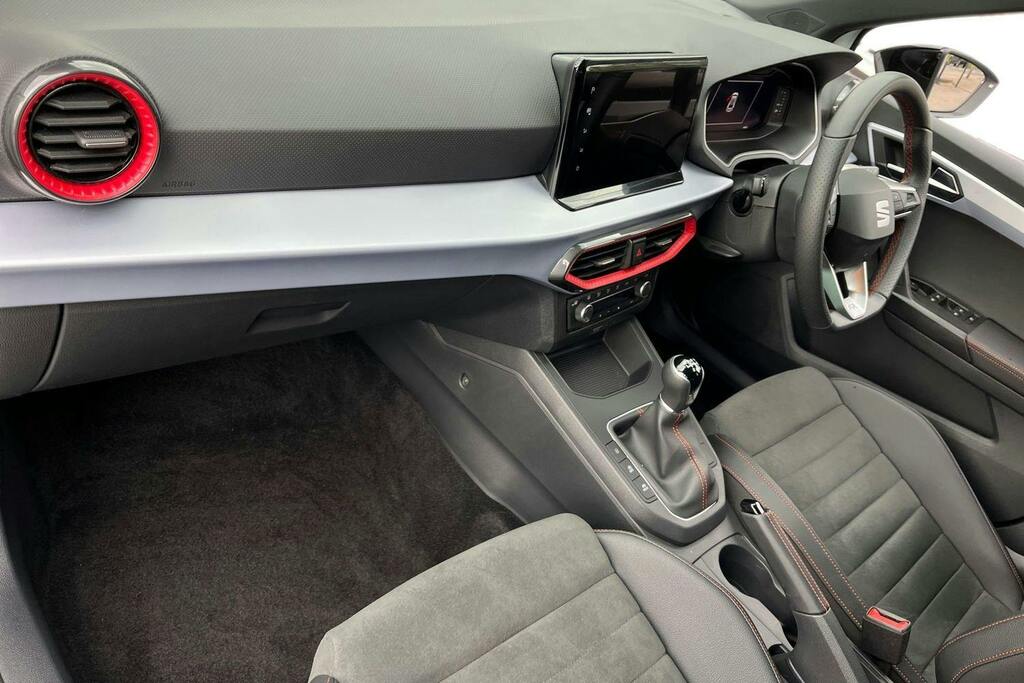 Seat Ibiza 1.0 Tsi Fr Sport Hatchback White #2