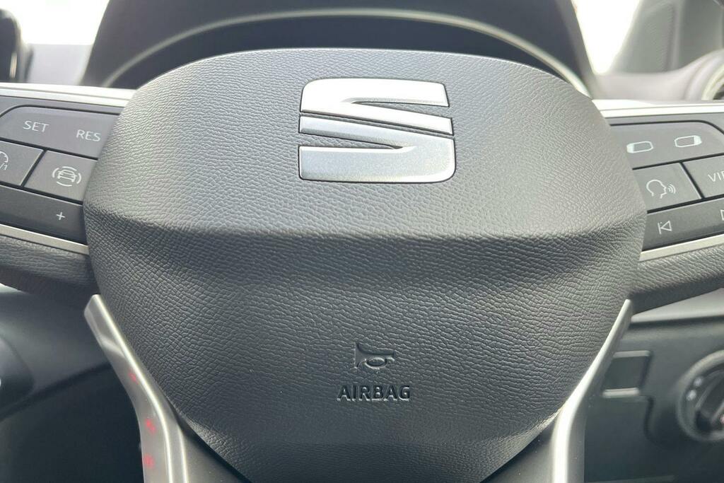 Seat Leon Hatch Fr Sport 1.5 Etsi Afv 115 7-Speed White #31