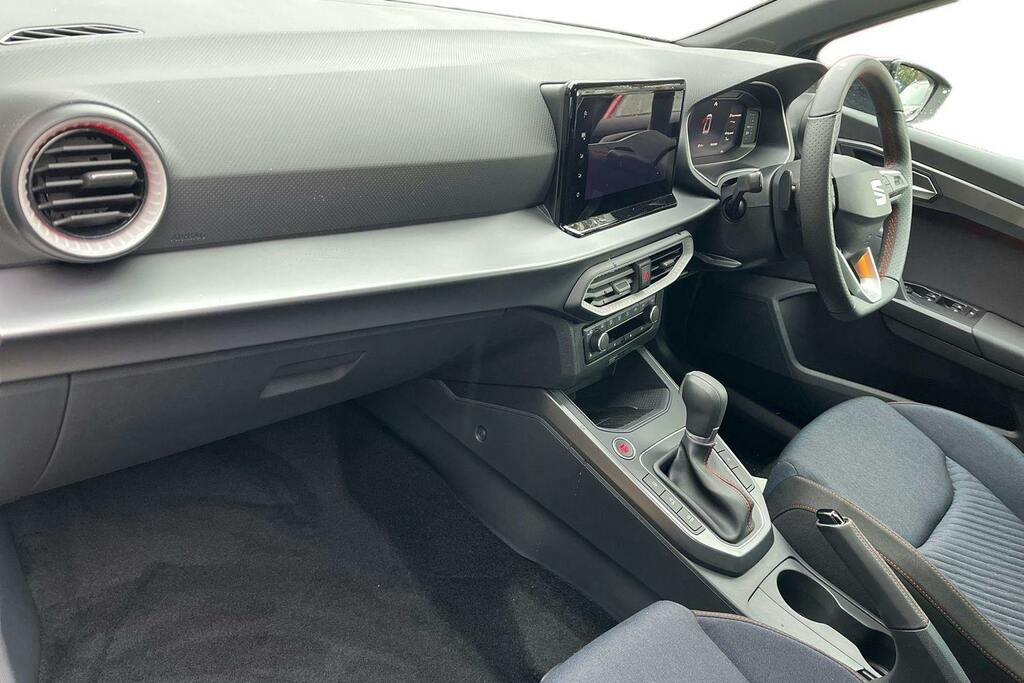Seat Leon Hatch Fr Sport 1.5 Etsi Afv 115 7-Speed White #2