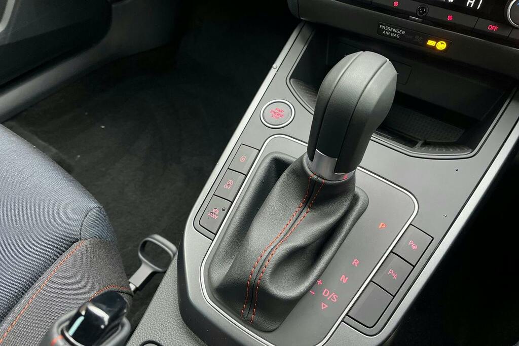 Seat Leon Hatch Fr Sport 1.5 Etsi Afv 115 7-Speed White #15