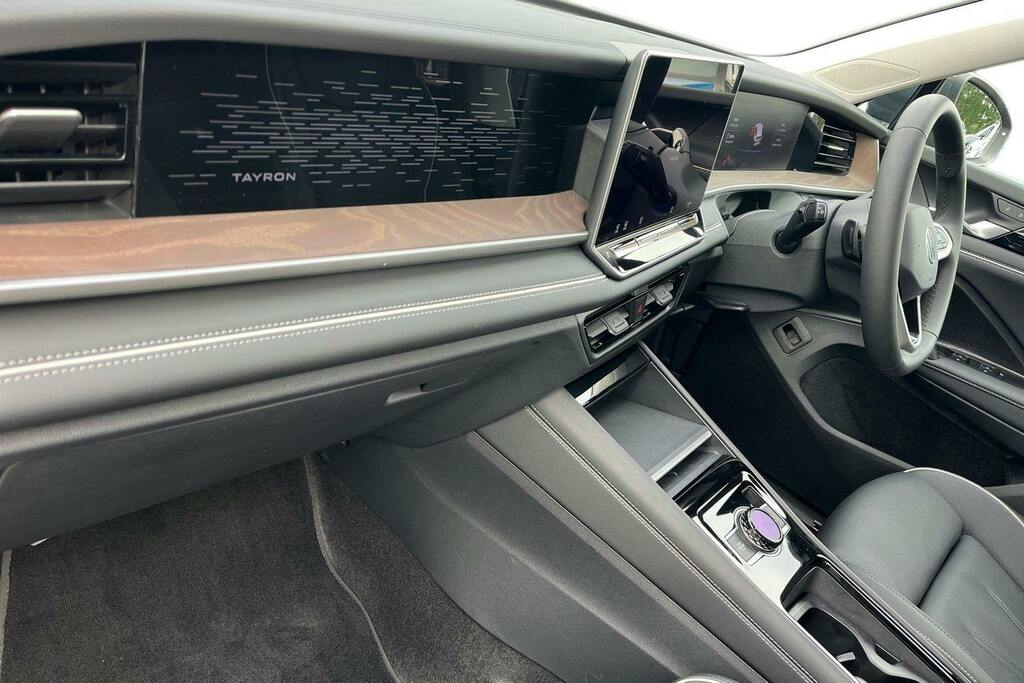 Volkswagen Tayron 1.5 Etsi Mhev Elegance Suv Hybrid Dsg Grey #2