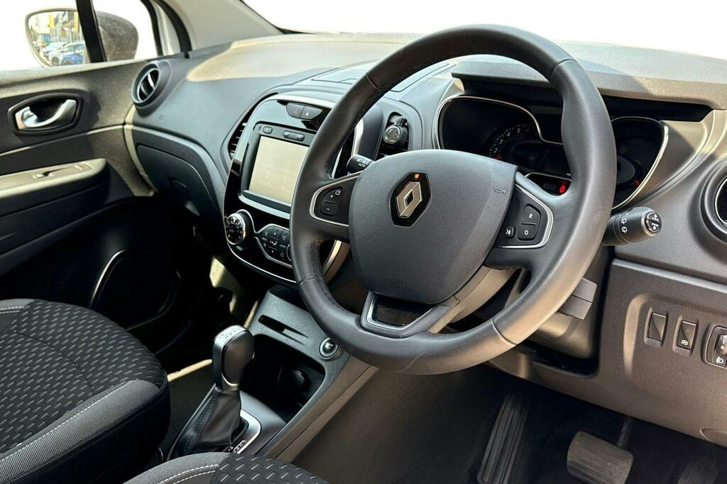 Renault Captur 1.2 Tce Energy Dynamique Nav Suv Edc White #6