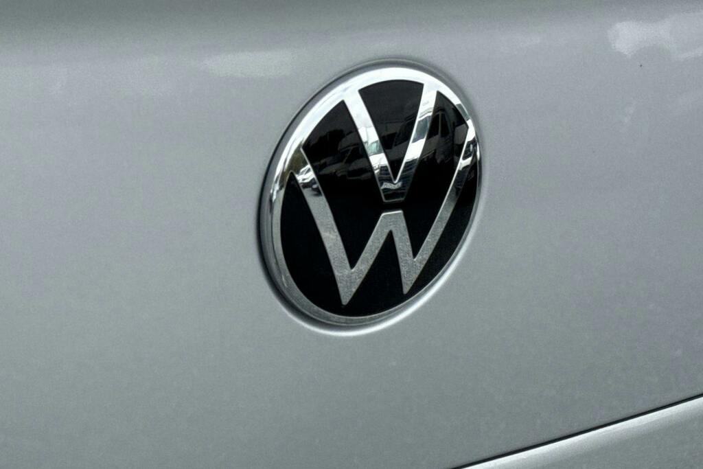 Volkswagen Transporter Shuttle 2L Style Grey #15