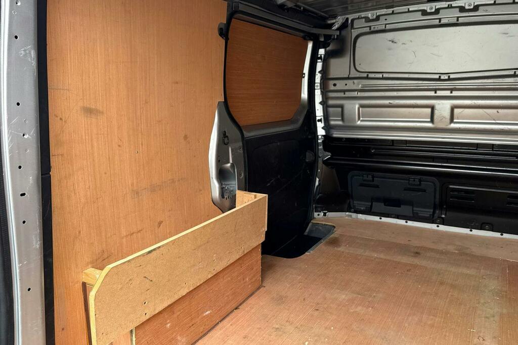 Renault Trafic Sl30 Blue Dci White #15
