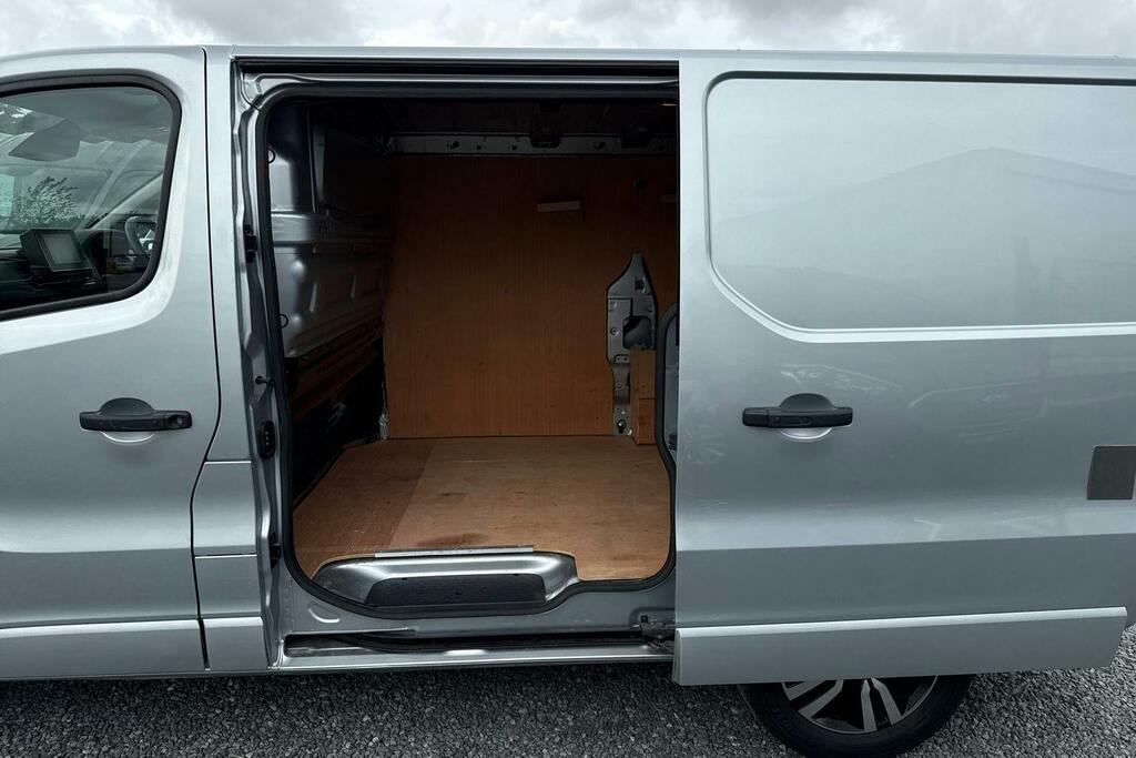 Renault Trafic Sl30 Blue Dci White #11