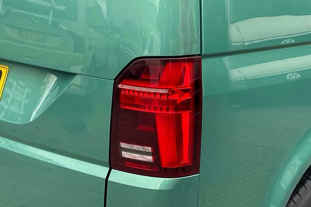 Volkswagen Transporter 2.0 Tdi 150 Highline Van Grey #26