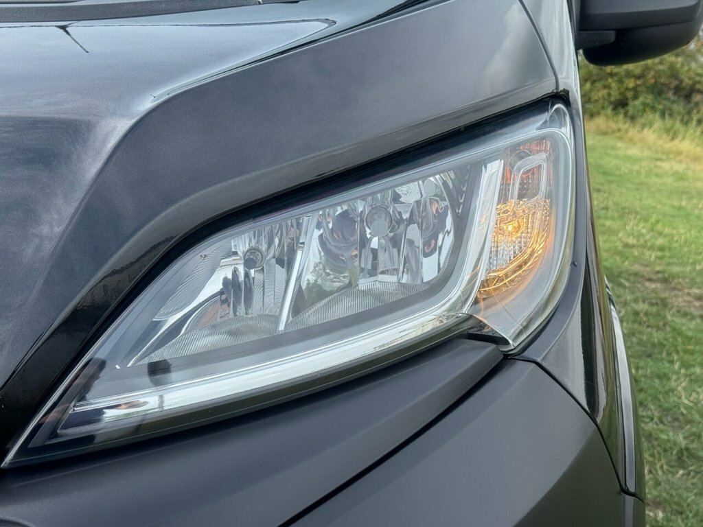 Peugeot Boxer 2L Professional Black #3