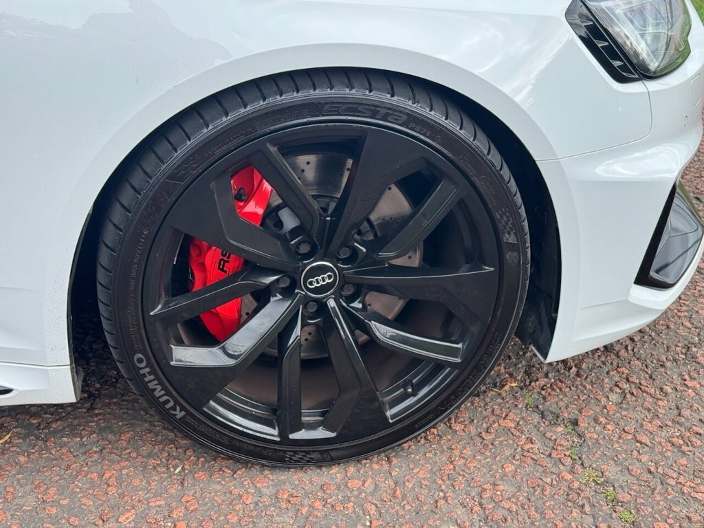 Audi RS4 Avant Estate Black #7