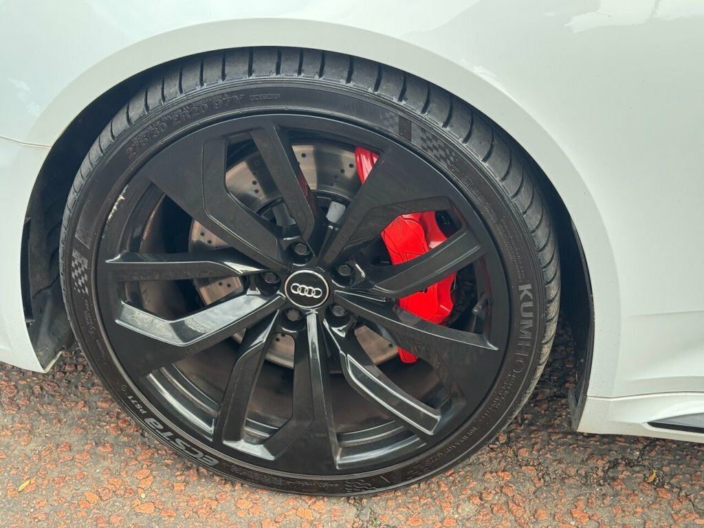 Audi RS4 Avant Estate Black #32