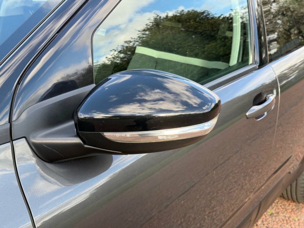 Citroen C4 Cactus Flair White #37