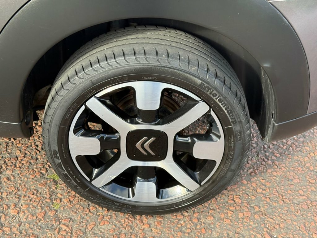 Citroen C4 Cactus Flair White #33