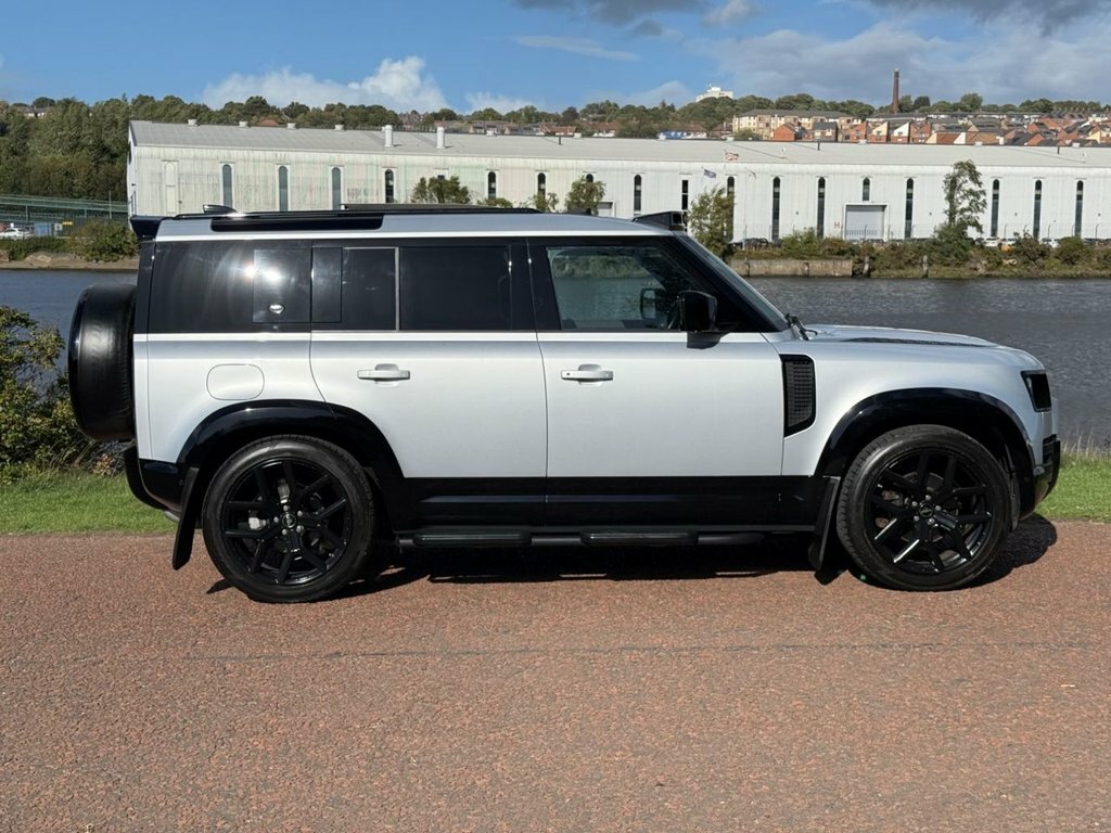 Land Rover Defender 110 3L Xs Edition Silver #3