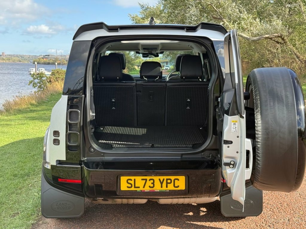 Land Rover Defender 110 3L Xs Edition Silver #6