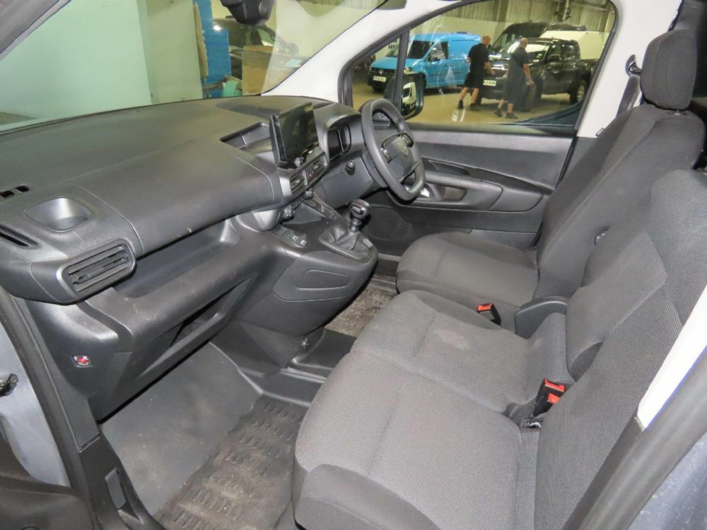 Citroen Berlingo 1.5 Bluehdi 100Ps Van Enterprise Plus Black #8