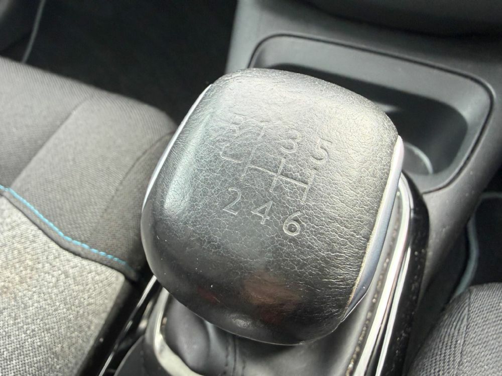Citroen C4 Cactus C4 Cactus 1.2 Puretech 110 Flair 6Sp Ss White #24