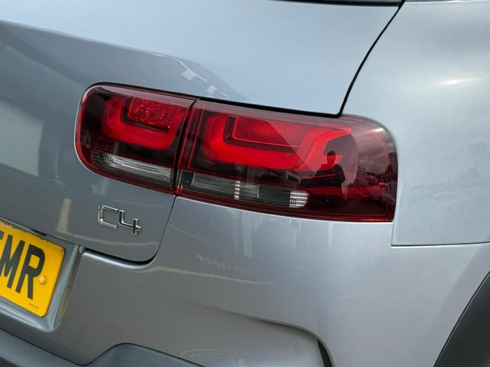 Citroen C4 Cactus C4 Cactus 1.2 Puretech 110 Flair 6Sp Ss White #14