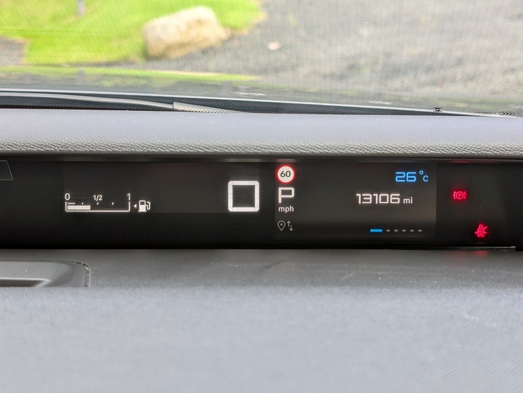 Citroen C3 1.2 110Hp Max Hybrid Grey #3