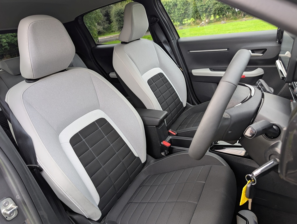 Citroen C3 1.2 110Hp Max Hybrid Grey #4