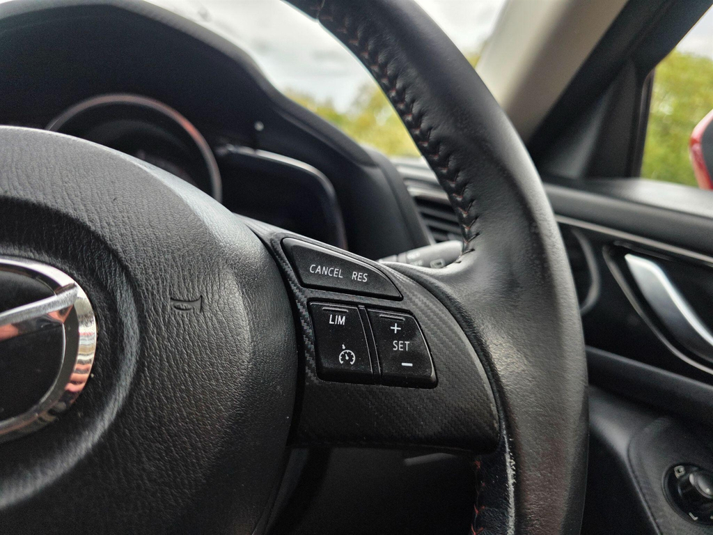 Mazda 3 2.0 Se Nav 118 Bhp White #37