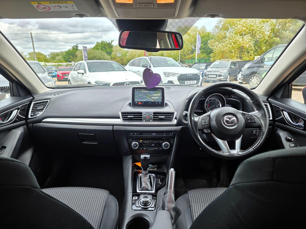 Mazda 3 2.0 Se Nav 118 Bhp White #21
