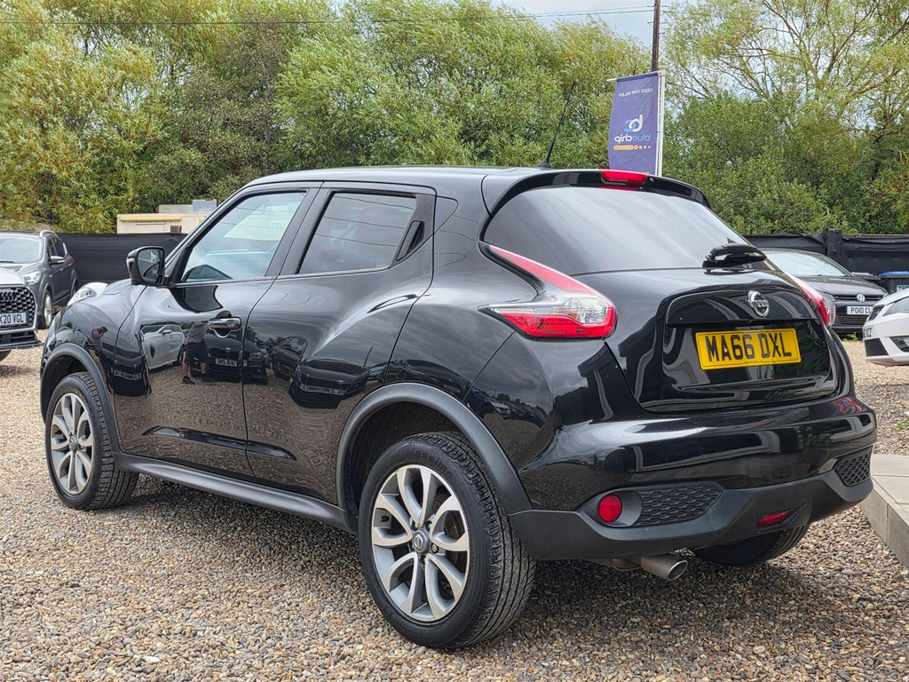 Nissan Juke Acenta Dci 110 White #8