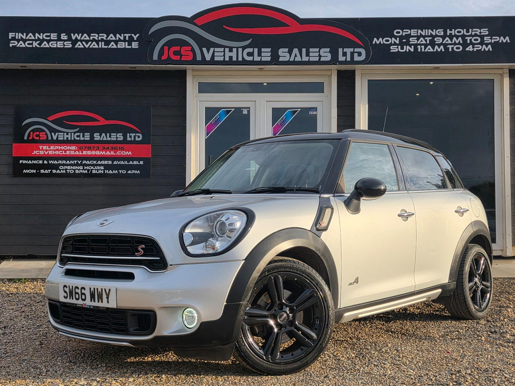 Mini Countryman One White #13