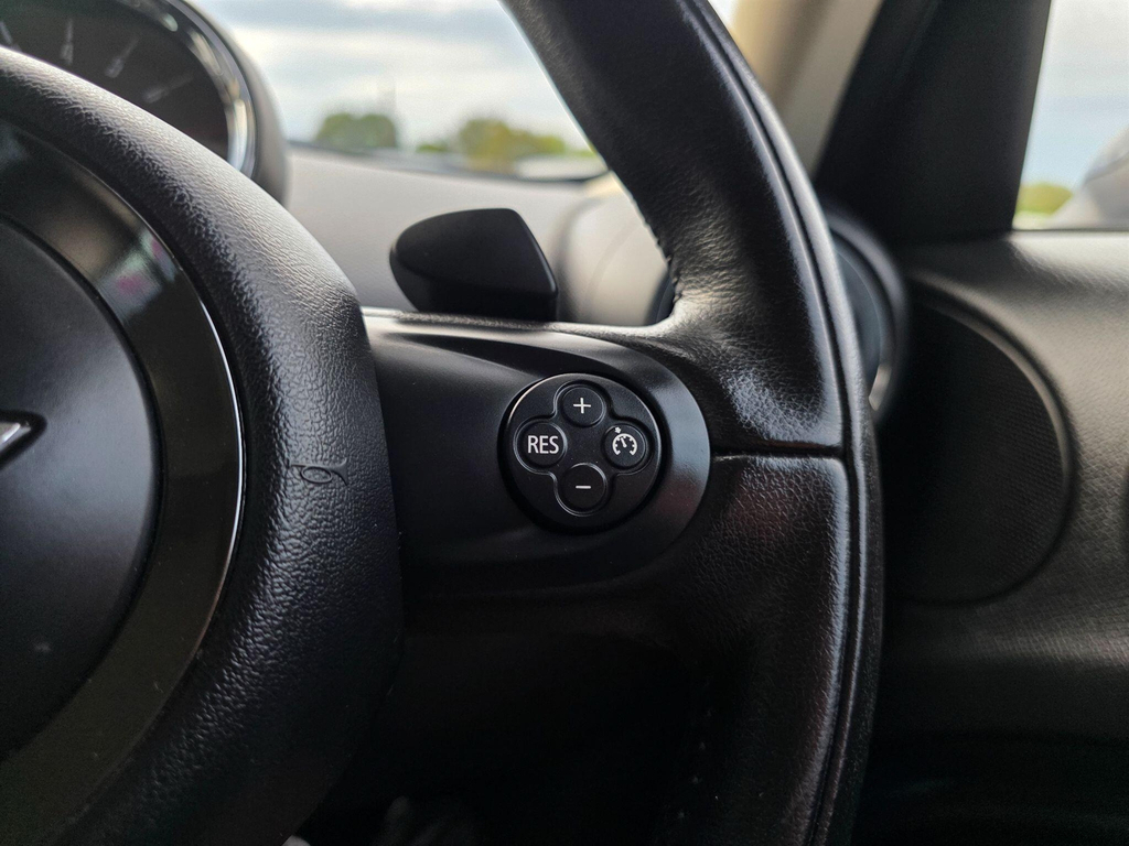 Mini Countryman One White #39