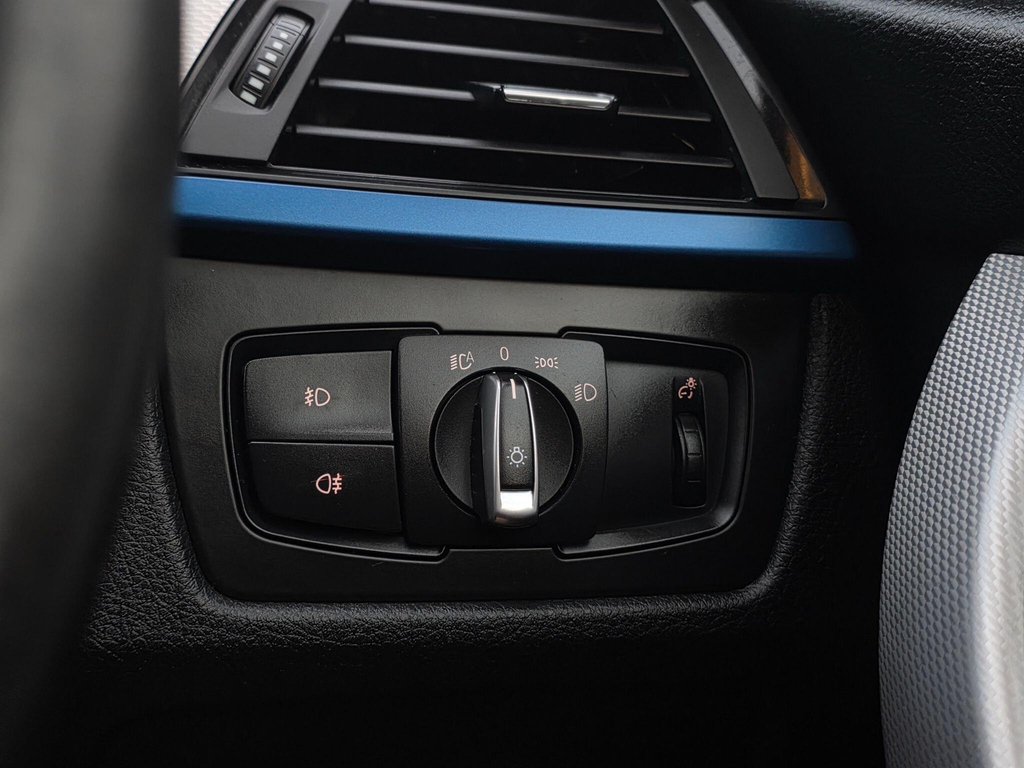 BMW 3 Series 320D M Black #36