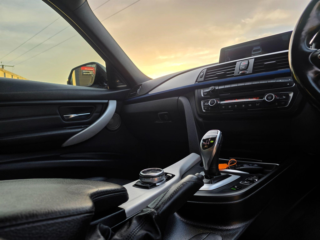 BMW 3 Series 320D M Black #24