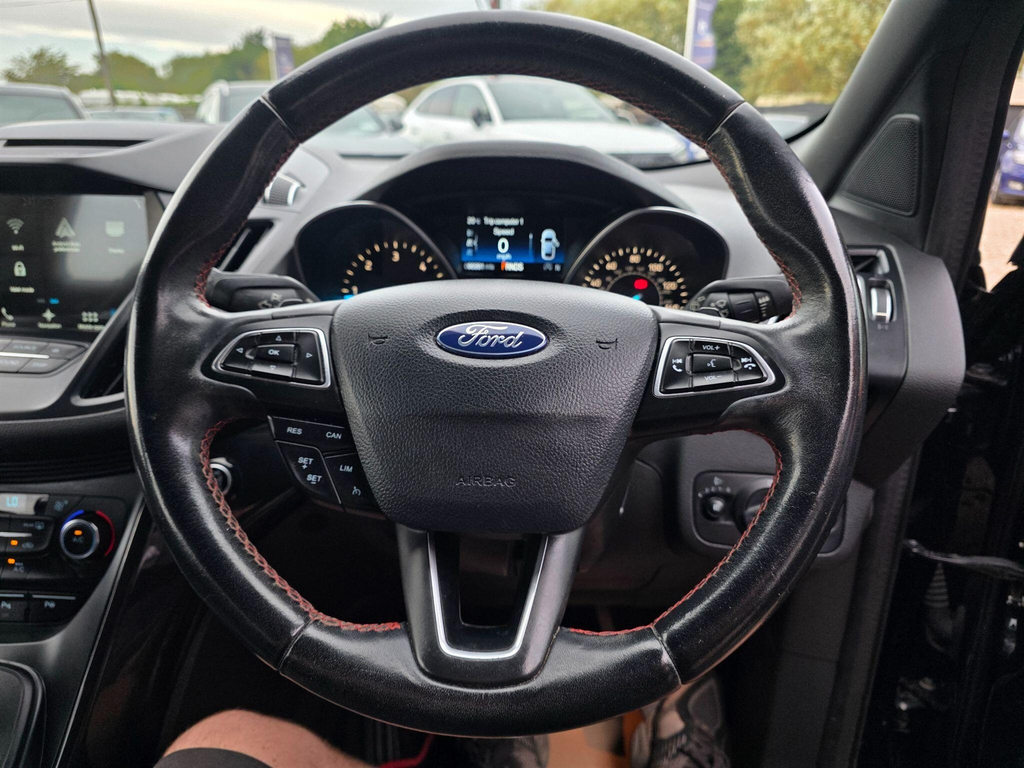 Ford Kuga Kuga St-line Tdci White #37