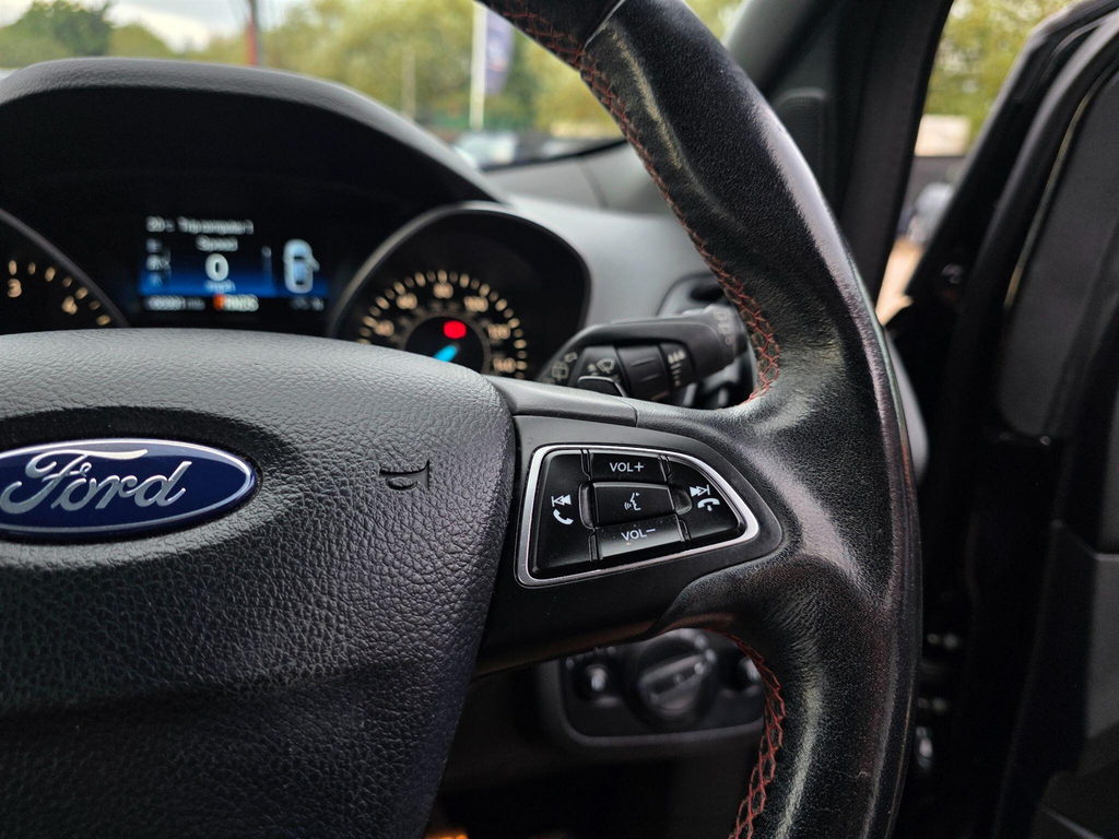 Ford Kuga Kuga St-line Tdci White #39