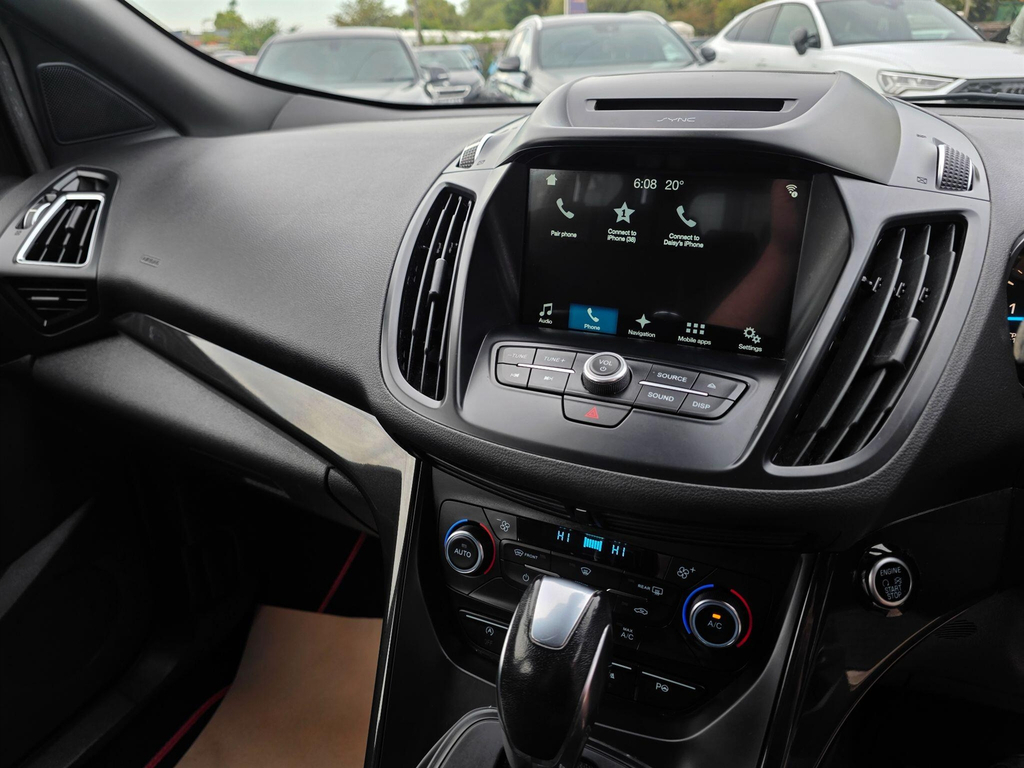 Ford Kuga Kuga St-line Tdci White #26