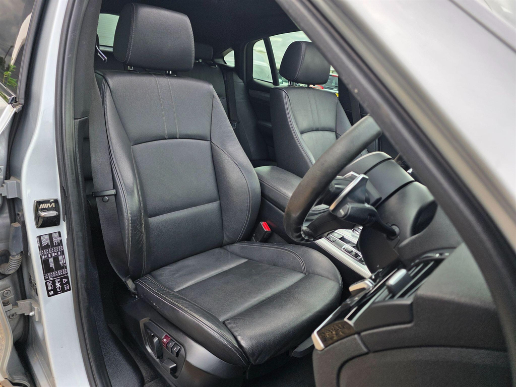 BMW X4 Xdrive20d Xline Red #24